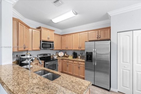 Купить таунхаус в Хомстед, Флорида 3 спальни, 178.93м2, № 2005243 - фото 8