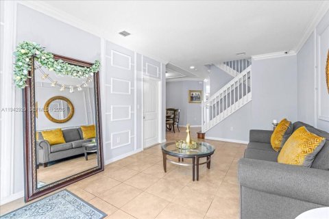 Купить таунхаус в Хомстед, Флорида 3 спальни, 178.93м2, № 2005243 - фото 11