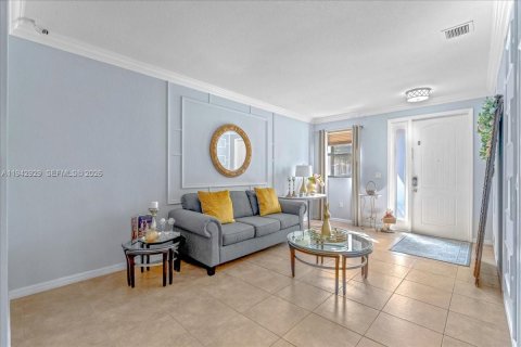 Купить таунхаус в Хомстед, Флорида 3 спальни, 178.93м2, № 2005243 - фото 2