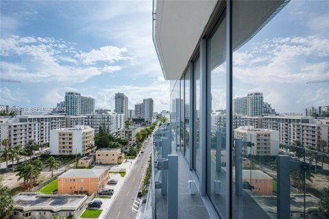 Copropriété à louer à Miami, Floride: 1 chambre, 63.17 m2 № 2043034 - photo 23