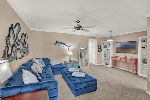 Condo in Saint Petersburg, Florida, 1 bedroom  № 1554884 - photo 16