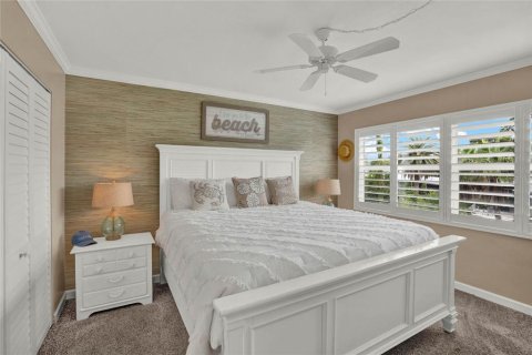 Condo in Saint Petersburg, Florida, 1 bedroom  № 1554884 - photo 30