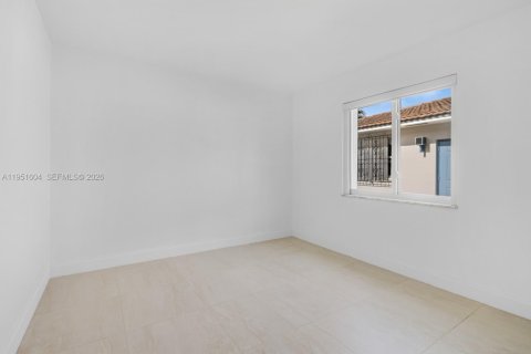 Снять в аренду виллу или дом в Майами, Флорида 4 спальни, 251.77м2, № 2006049 - фото 25