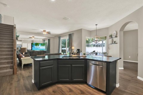 House in Land O' Lakes, Florida 5 bedrooms, 282.52 sq.m. № 1802958 - photo 15