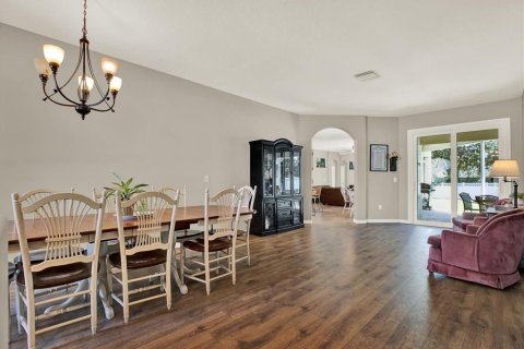 House in Land O' Lakes, Florida 5 bedrooms, 282.52 sq.m. № 1802958 - photo 4