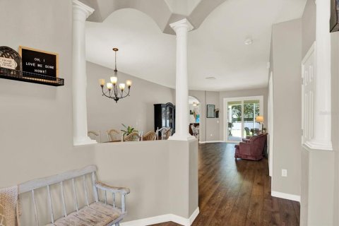 House in Land O' Lakes, Florida 5 bedrooms, 282.52 sq.m. № 1802958 - photo 11