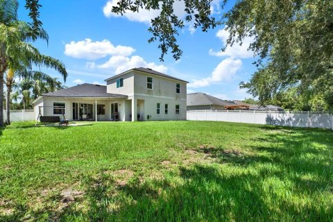 House in Land O' Lakes, Florida 5 bedrooms, 282.52 sq.m. № 1802958 - photo 10