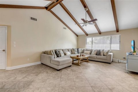 Villa ou maison à vendre à New Smyrna Beach, Floride: 3 chambres, 188.78 m2 № 2318459 - photo 7