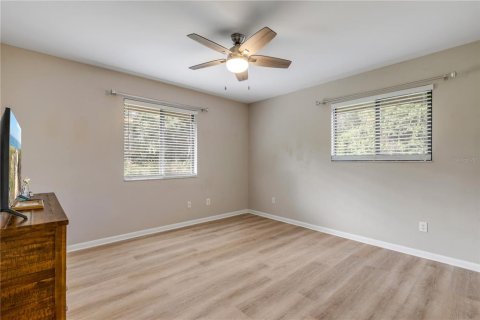 Villa ou maison à vendre à New Smyrna Beach, Floride: 3 chambres, 188.78 m2 № 2318459 - photo 25