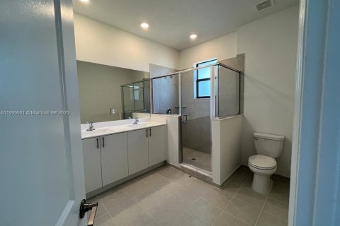 Снять в аренду таунхаус в Хомстед, Флорида 3 спальни, № 1982705 - фото 6