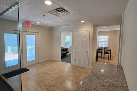Propiedad comercial en alquiler en Maitland, Florida, 352.66 m2 № 1804981 - foto 19