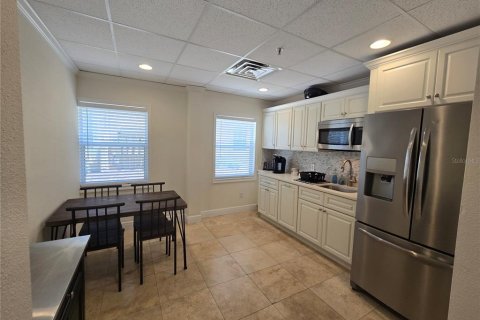 Propiedad comercial en alquiler en Maitland, Florida, 352.66 m2 № 1804981 - foto 25