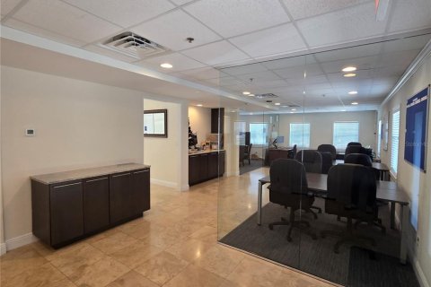 Propiedad comercial en alquiler en Maitland, Florida, 352.66 m2 № 1804981 - foto 21