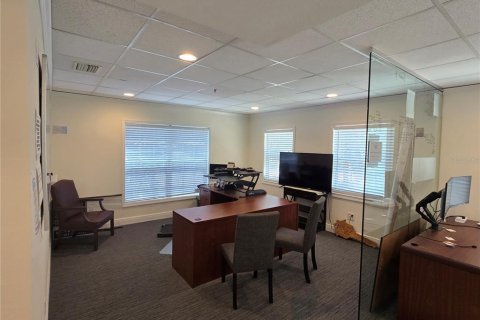 Propiedad comercial en alquiler en Maitland, Florida, 352.66 m2 № 1804981 - foto 16