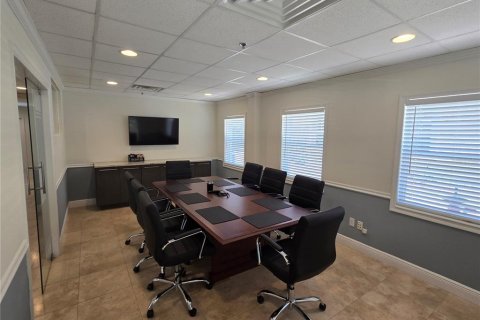 Propiedad comercial en alquiler en Maitland, Florida, 352.66 m2 № 1804981 - foto 26