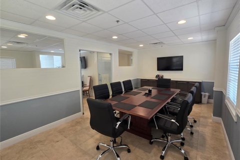 Propiedad comercial en alquiler en Maitland, Florida, 352.66 m2 № 1804981 - foto 29