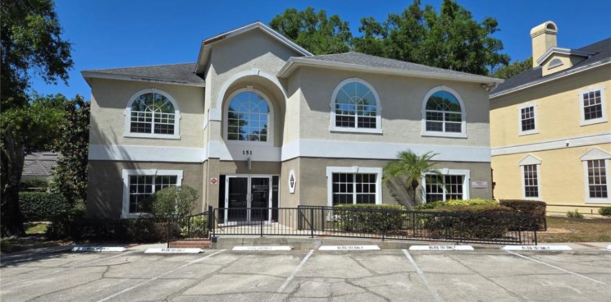 Propiedad comercial en Maitland, Florida 352.66 m2 № 1804981