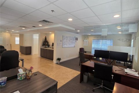 Propiedad comercial en alquiler en Maitland, Florida, 352.66 m2 № 1804981 - foto 11