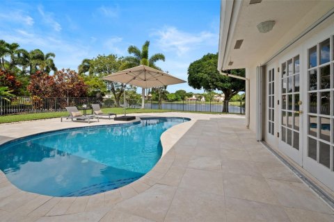 Villa ou maison à vendre à Boca Raton, Floride: 4 chambres, 279.08 m2 № 1950691 - photo 1
