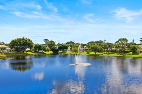 Villa ou maison à vendre à Boca Raton, Floride: 4 chambres, 279.08 m2 № 1950691 - photo 8