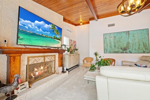 Villa ou maison à vendre à Boca Raton, Floride: 4 chambres, 279.08 m2 № 1950691 - photo 15