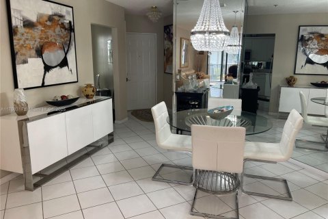 Condo in Boynton Beach, Florida, 3 bedrooms  № 1937513 - photo 16