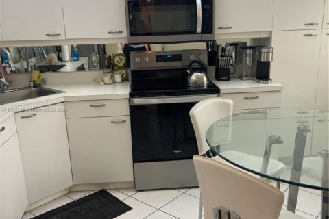 Copropriété à vendre à Boynton Beach, Floride: 3 chambres, 127.65 m2 № 1937513 - photo 23