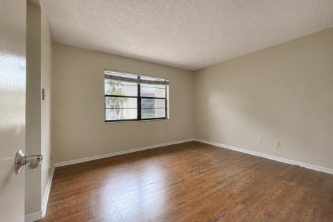 Copropriété à vendre à St. Lucie, Floride: 1 chambre, 94.2 m2 № 2178529 - photo 2