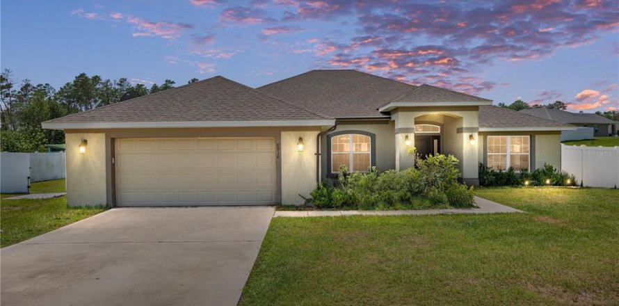 Casa en Ocala, Florida 4 dormitorios, 233 m2 № 1773203