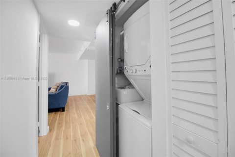 Copropriété à louer à Miami Beach, Floride: 2 chambres, 101.08 m2 № 1965270 - photo 22