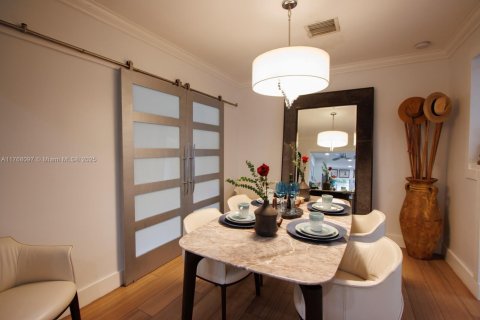 Villa ou maison à louer à Miami, Floride: 3 chambres, 142.88 m2 № 1867535 - photo 11