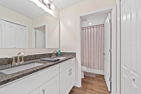 Casa en alquiler en Port St. Lucie, Florida, 5 dormitorios, 298.4 m2 № 2268390 - foto 28