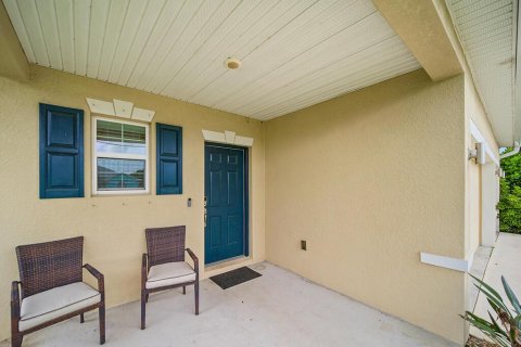 Casa en alquiler en Port St. Lucie, Florida, 5 dormitorios, 298.4 m2 № 2268390 - foto 7