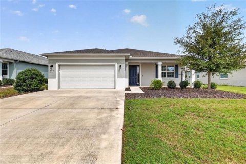 Casa en Ocala, Florida 3 dormitorios, 197.51 m2 № 2406680