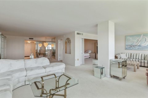Copropriété à vendre à Saint Petersburg, Floride: 2 chambres, 157.93 m2 № 1644368 - photo 16