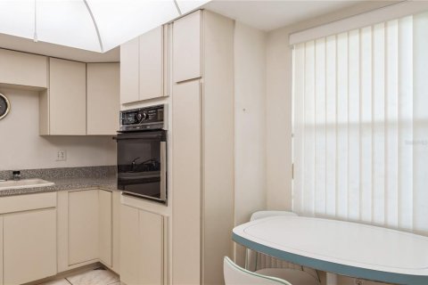 Copropriété à vendre à Saint Petersburg, Floride: 2 chambres, 157.93 m2 № 1644368 - photo 10