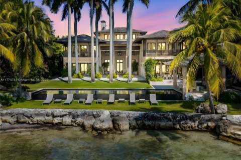 Villa ou maison à louer à Key Biscayne, Floride: 8 chambres, 1024.53 m2 № 1981648 - photo 29