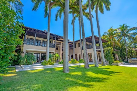Villa ou maison à louer à Key Biscayne, Floride: 8 chambres, 1024.53 m2 № 1981648 - photo 28