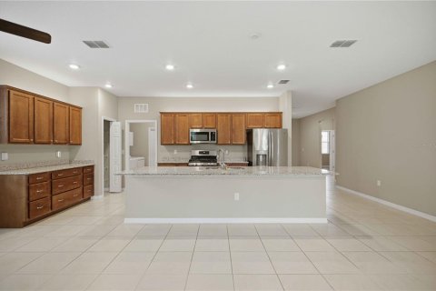 House in Ocala, Florida 3 bedrooms, 162.21 sq.m. № 2126049 - photo 10
