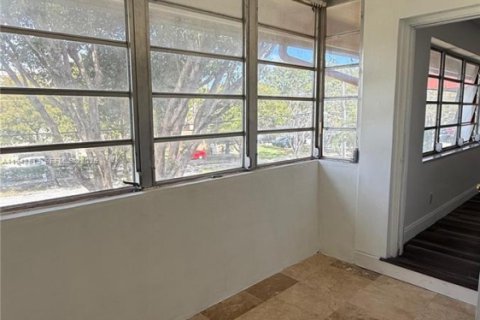 Copropriété à louer à Miami, Floride: 1 chambre, 88.63 m2 № 1999230 - photo 8