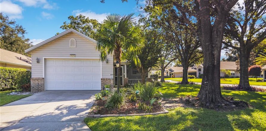 Villa ou maison à Leesburg, Floride 2 chambres, 101.73 m2 № 1902566