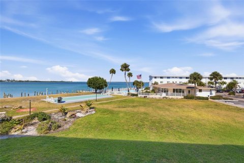 Condominio en venta en Sarasota, Florida, 2 dormitorios, 75.81 m2 № 2142346 - foto 16