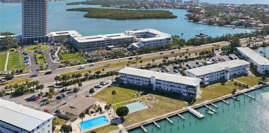 Condominio en Sarasota, Florida, 2 dormitorios № 2142346