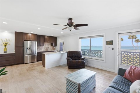 Condominio en venta en Sarasota, Florida, 2 dormitorios, 75.81 m2 № 2142346 - foto 6