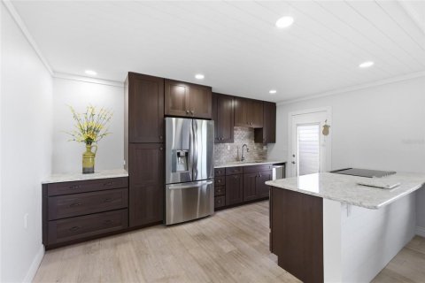 Condominio en venta en Sarasota, Florida, 2 dormitorios, 75.81 m2 № 2142346 - foto 7