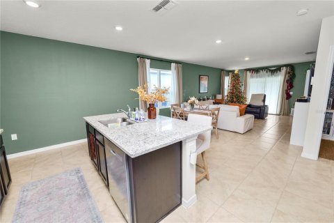 House in Eagle Lake, Florida 3 bedrooms, 151.34 sq.m. № 1561740 - photo 7