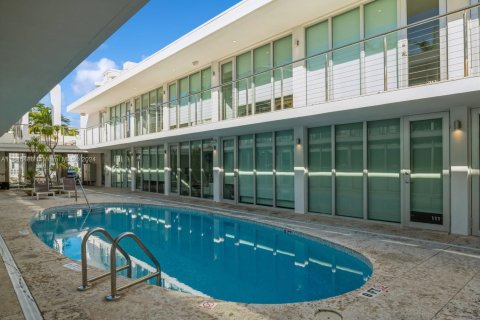 Copropriété à louer à Miami Beach, Floride: 1 chambre, 38.18 m2 № 1764880 - photo 4