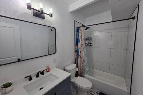 Купить виллу или дом в Тампа, Флорида 4 комнаты, 98.1м2, № 2225010 - фото 13