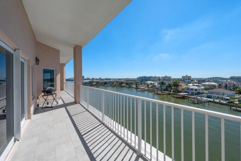 Купить кондоминиум в Клируотер, Флорида 5 комнат, 338.35м2, № 2423588 - фото 7