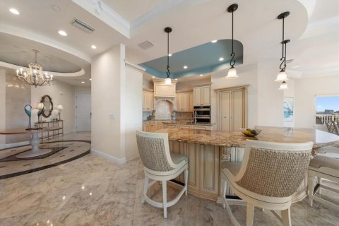 Купить кондоминиум в Клируотер, Флорида 5 комнат, 338.35м2, № 2423588 - фото 17